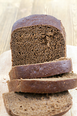 Image showing Sliced loaf of rye bread