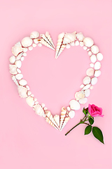 Image showing Valentines Day Romantic Heart Shaped Wreath 