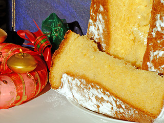 Image showing Pandoro