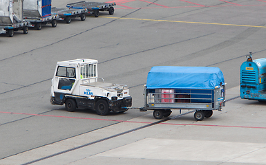 Image showing AMSTERDAM - JUNE 29, 2017: Planes are being loaded at Schiphol A