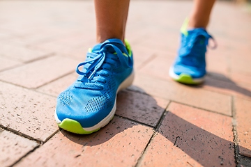 Image showing Woman running at city