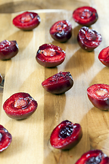 Image showing red juicy cherries