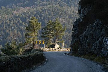 Image showing Norwegian road_1_17.04.2005