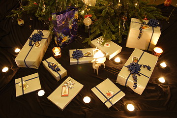 Image showing Christmas presents