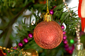 Image showing Red christmas bulbs