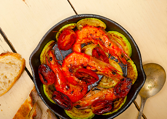 Image showing roasted shrimps with zucchini and tomatoes