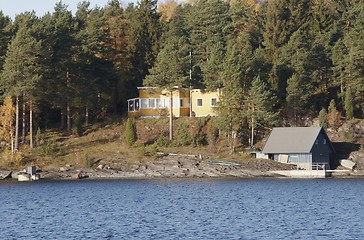 Image showing Cottage near the sea. 