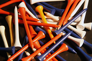 Image showing Assorted golf tees