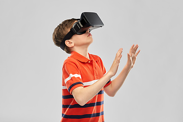 Image showing boy in vr glasses