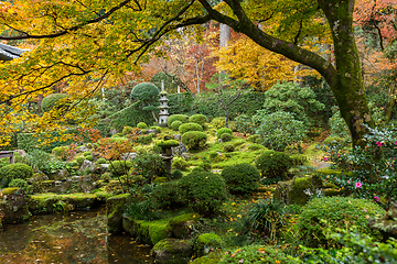 Image showing Japanese temple in autumn