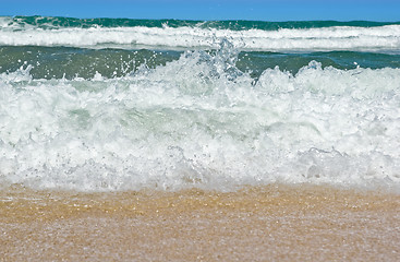 Image showing waves on the beach