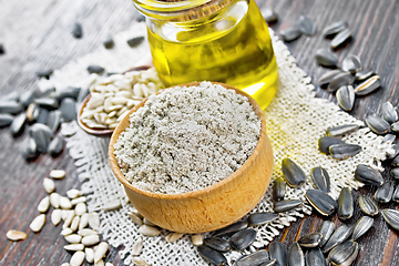 Image showing Flour sunflower in bowl on table