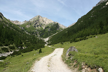 Image showing Alpine valley