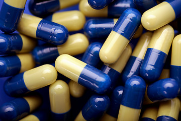 Image showing Capsules