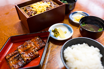 Image showing Rice topped with broiled eel