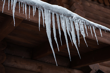 Image showing Closeup photo of the Icicles hang