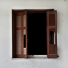 Image showing broken window shutter