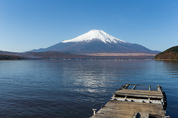 Image showing Mt. Fuji in Lake Yamanaka