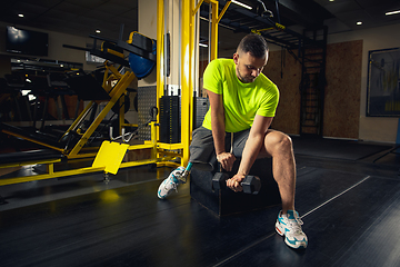 Image showing Disabled man training in the gym of rehabilitation center