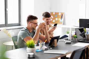 Image showing business team or startuppers working at office