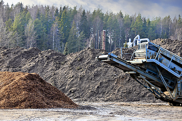 Image showing Screener Machine at Work Site