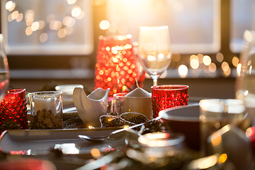 Image showing table served for christmas dinner at home