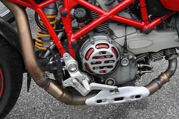 Image showing Motor on an motor cycle