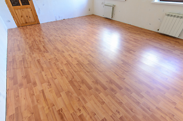 Image showing Laminate on the floor of the room after a major overhaul in the apartment