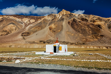 Image showing Small Hindu temple in Sarchu on Manali-Leh road to Ladakh, India