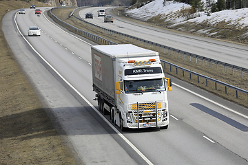 Image showing Volvo FH KMR-Trans Semi Trailer on Motorway