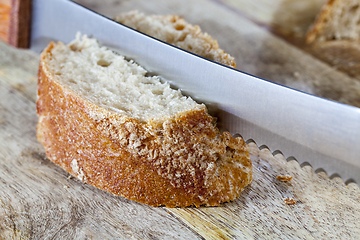 Image showing loaf cut into pieces