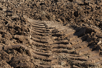 Image showing traces of tractor