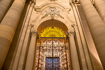 Image showing Cathedral of Syracuse entrance