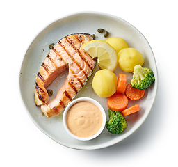 Image showing plate of grilled salmon steak