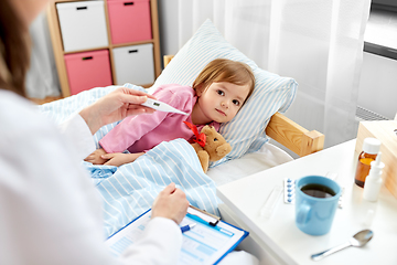 Image showing doctor measuring sick girl's temperature