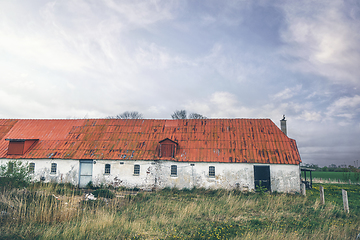 Image showing Old barn made of stone