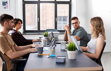 Image showing team of startuppers meeting at office