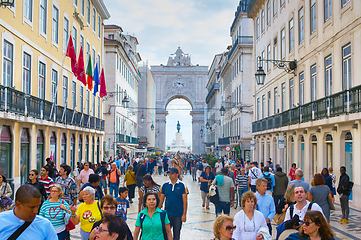 Image showing People crowded Augusta street Lisbon