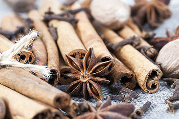 Image showing cinnamon and anise with nutmeg