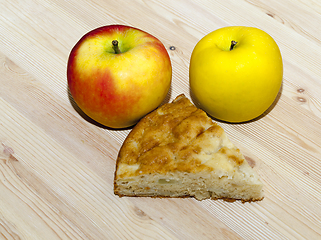 Image showing two apples and pie