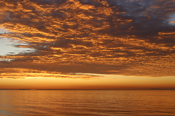 Image showing Amazing sunrise at sea in the morning 