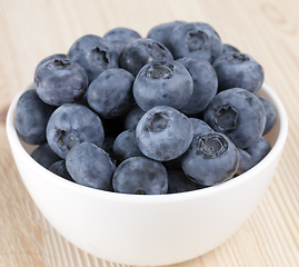 Image showing fresh and large blueberries