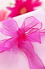 Image showing Pink gift box