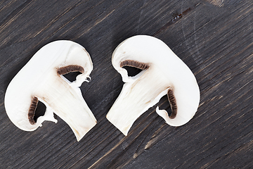 Image showing white champignons sliced