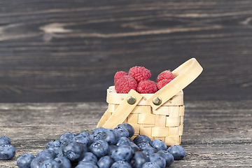 Image showing raspberries and blueberries
