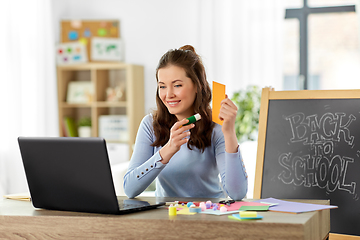 Image showing teacher having online class of arts and crafts