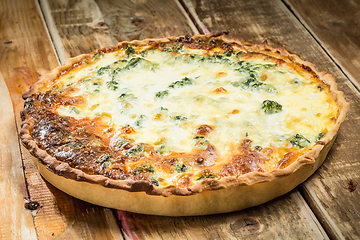 Image showing Quiche - meat pie with chicken, broccoli and cheese