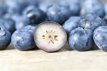 Image showing ripe blueberry berries