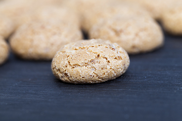 Image showing small round biscuit