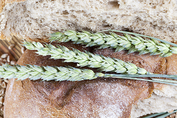 Image showing broken loaf of bread